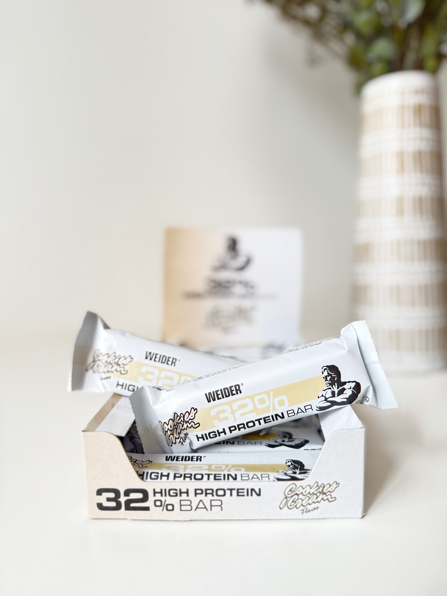 Weider 32% Protein Bar – Cookies & Cream