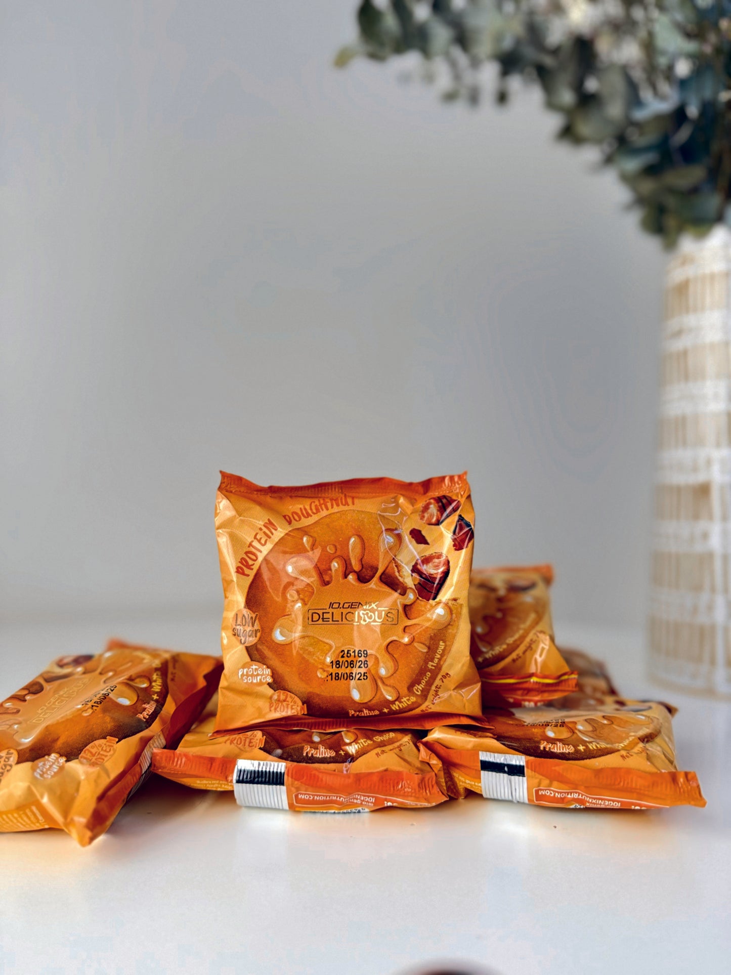 Protein Doughnut 70g – Praline White | High-Protein Snack